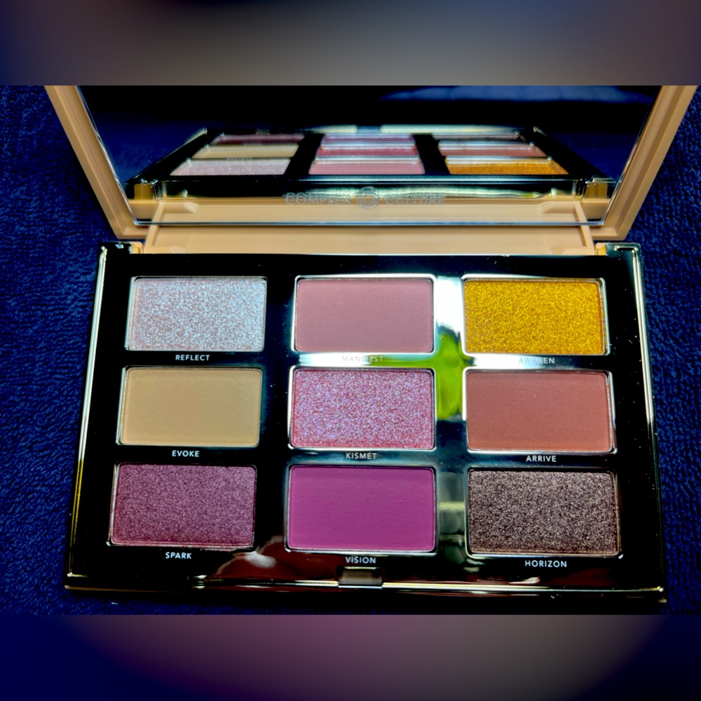 Complex Culture- Future so bright eyeshadow pallet